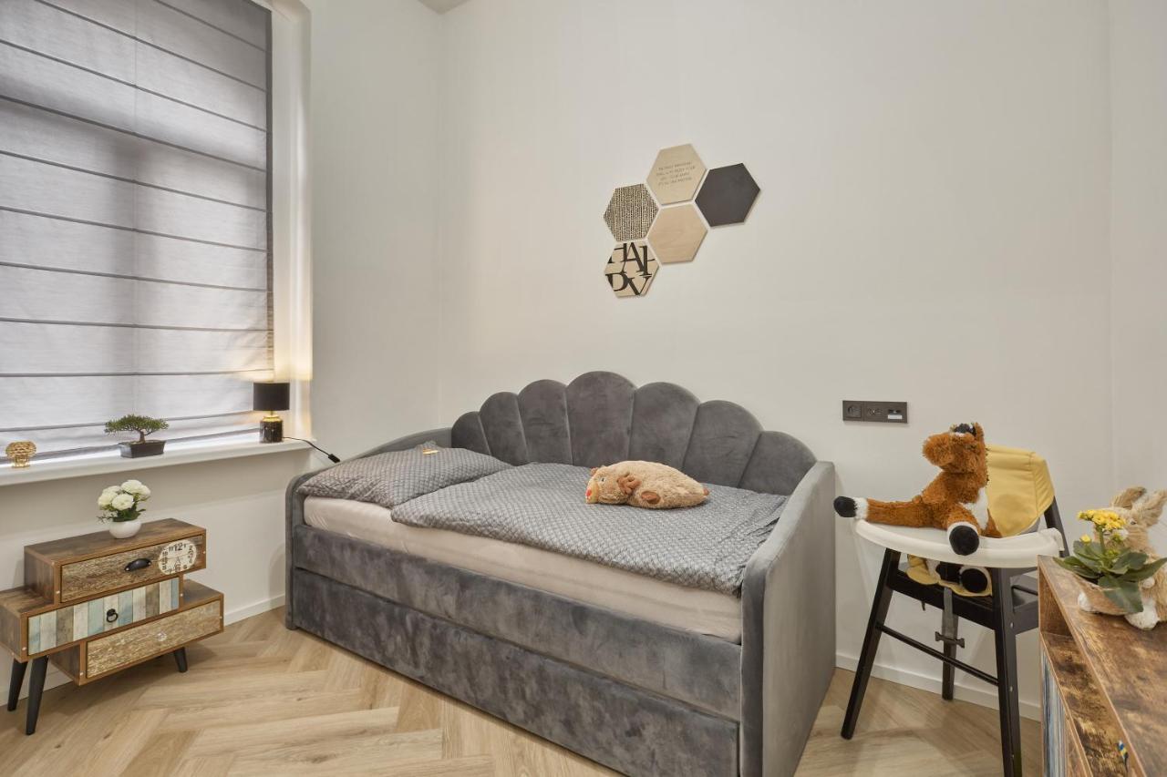 Apartment Nicol 卡罗维发利 外观 照片